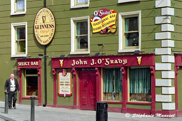 John O'Grady pub in Westport